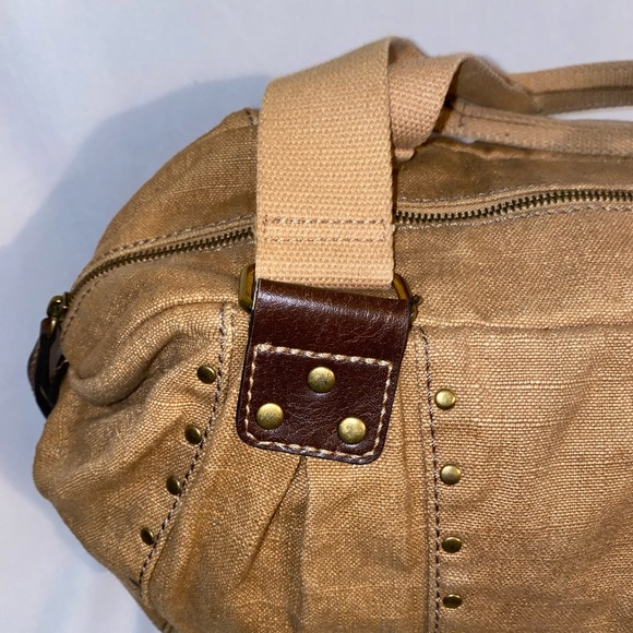 Fossil Shoulder Bag with sunglasses case included - Picture 8 of 10